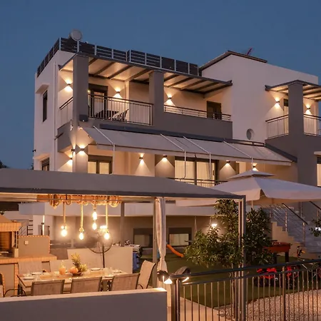 3a's Family Luxury *